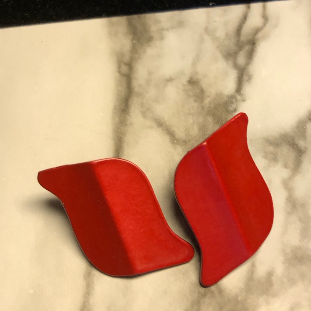 Women’s Vintage Red Post Earrings